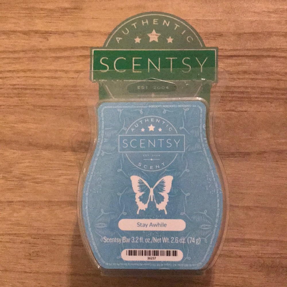 Stay Awhile.....turquoise